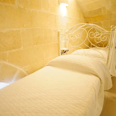 فندق مبيت وإفطار La Pergola Ai Sassi 3*