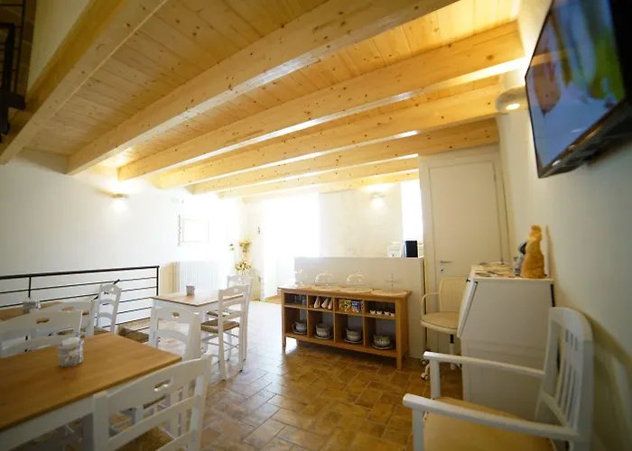 Bed and Breakfast La Pergola Ai Sassi